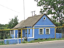 13.6.2006 - Blaue Huser nrdlich von Mikolajew